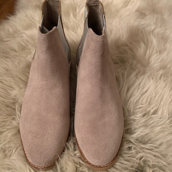 Toms Women's Ella Desert Taupe Suede boots - Picture 6 of 14